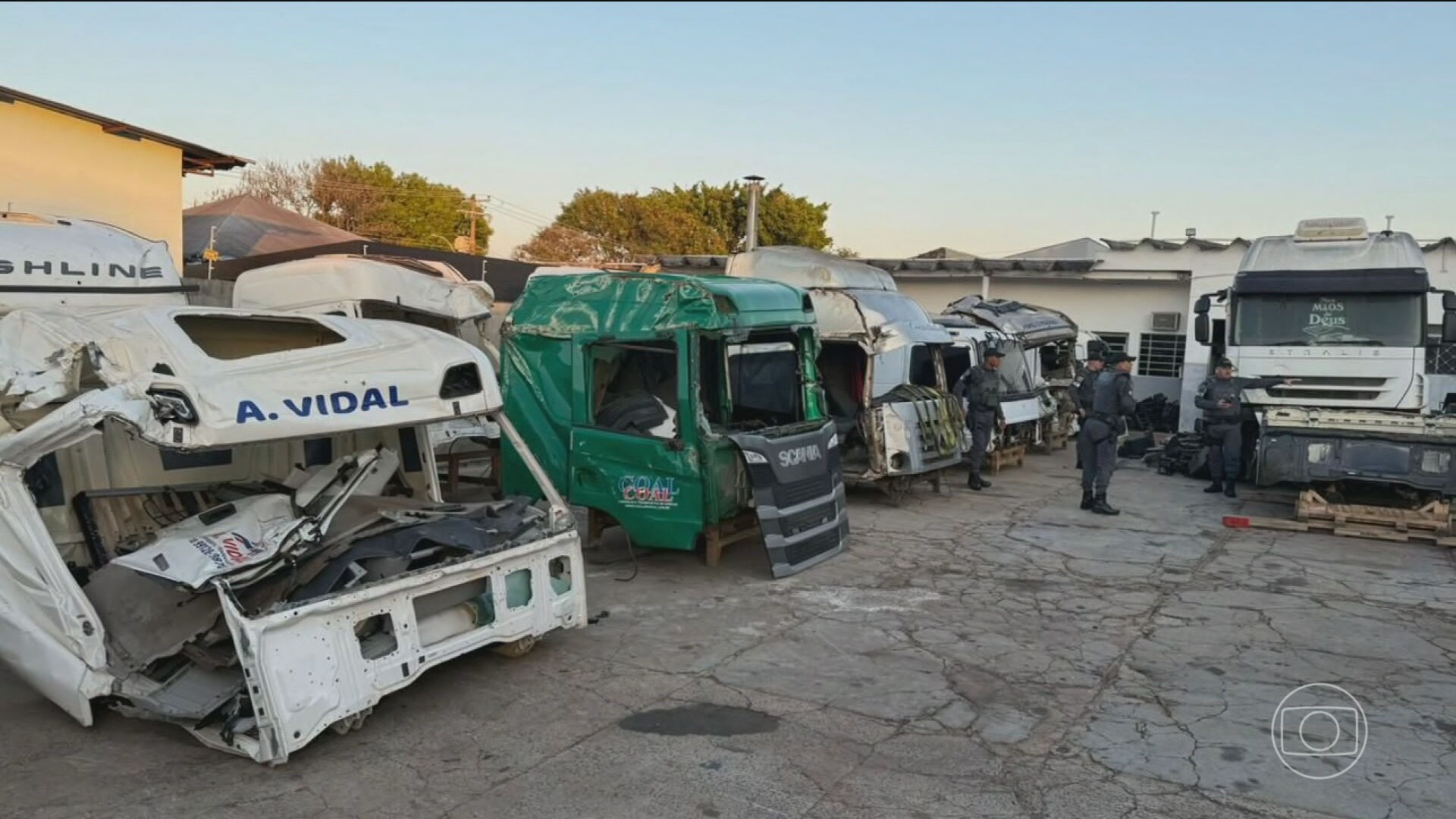 Operação em 5 estados prende 29 suspeitos de roubar caminhões para revender peças
