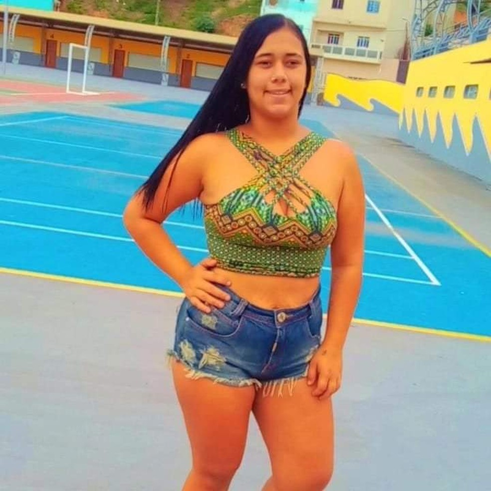 Gracielle Pereira Torres da Silva, de 21 anos, não resistiu ao ferimento no peito — Foto: Redes Sociais