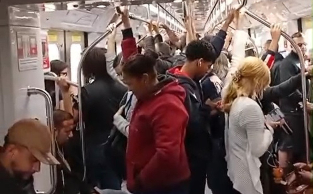 Linha 11-Coral tem velocidade reduzida após queda acidental na via