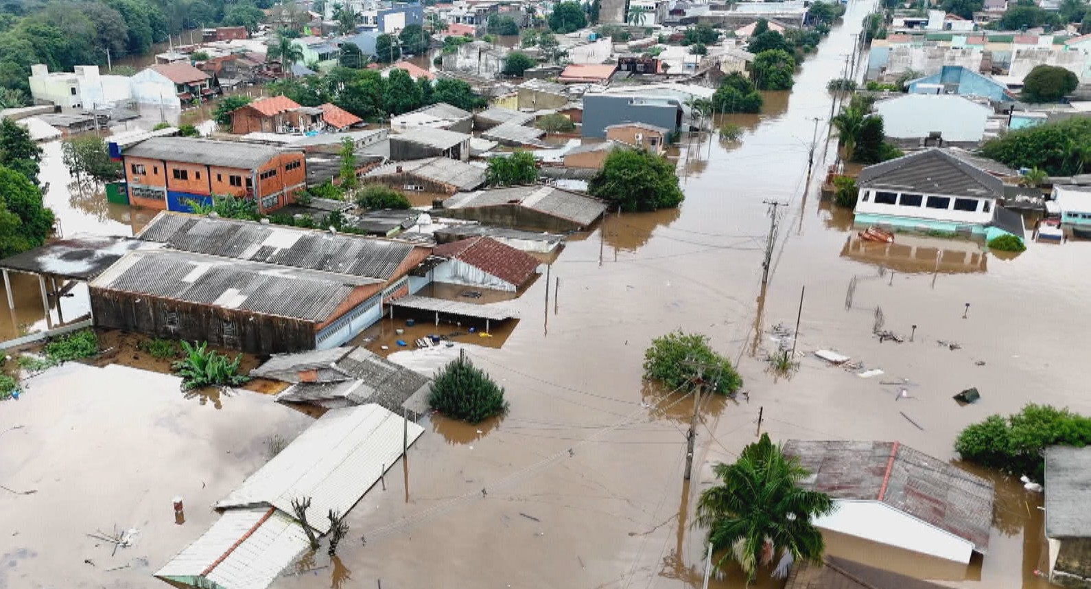 Defesa Civil confirma 180ª morte decorrente da enchente no RS; 32 seguem desaparecidos