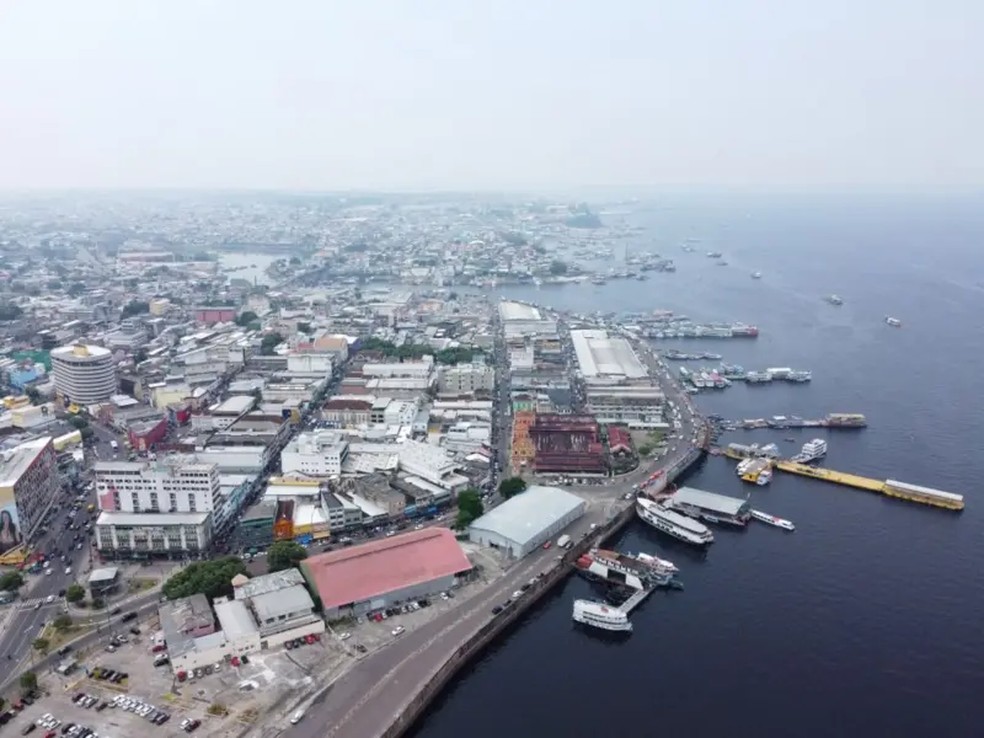 Céu de Manaus ficou encoberto pela fumaça nos últimos dias — Foto: Getty Images via BBC