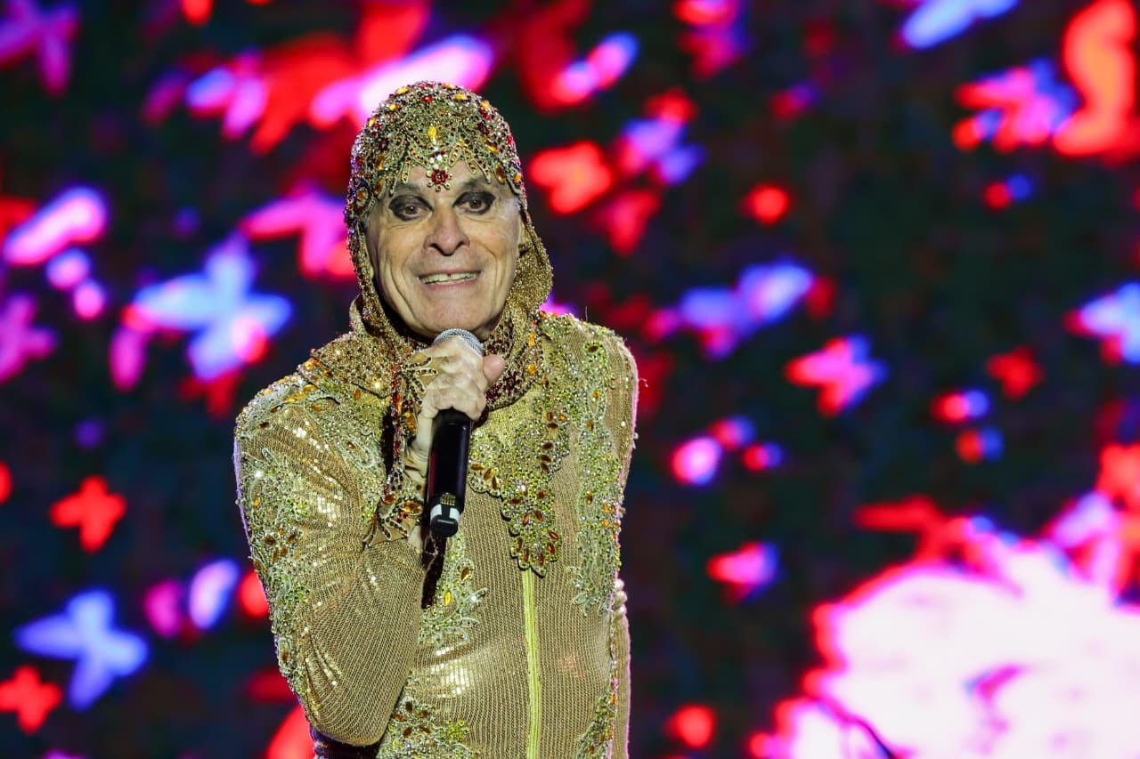 Ney Matogrosso is de eerste attractie op het Bahia Winter Festival 2025 — Foto: Laécio Lacerda