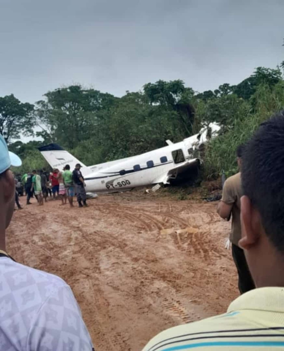 Avião cai no Amazonas. — Foto: Divulgação