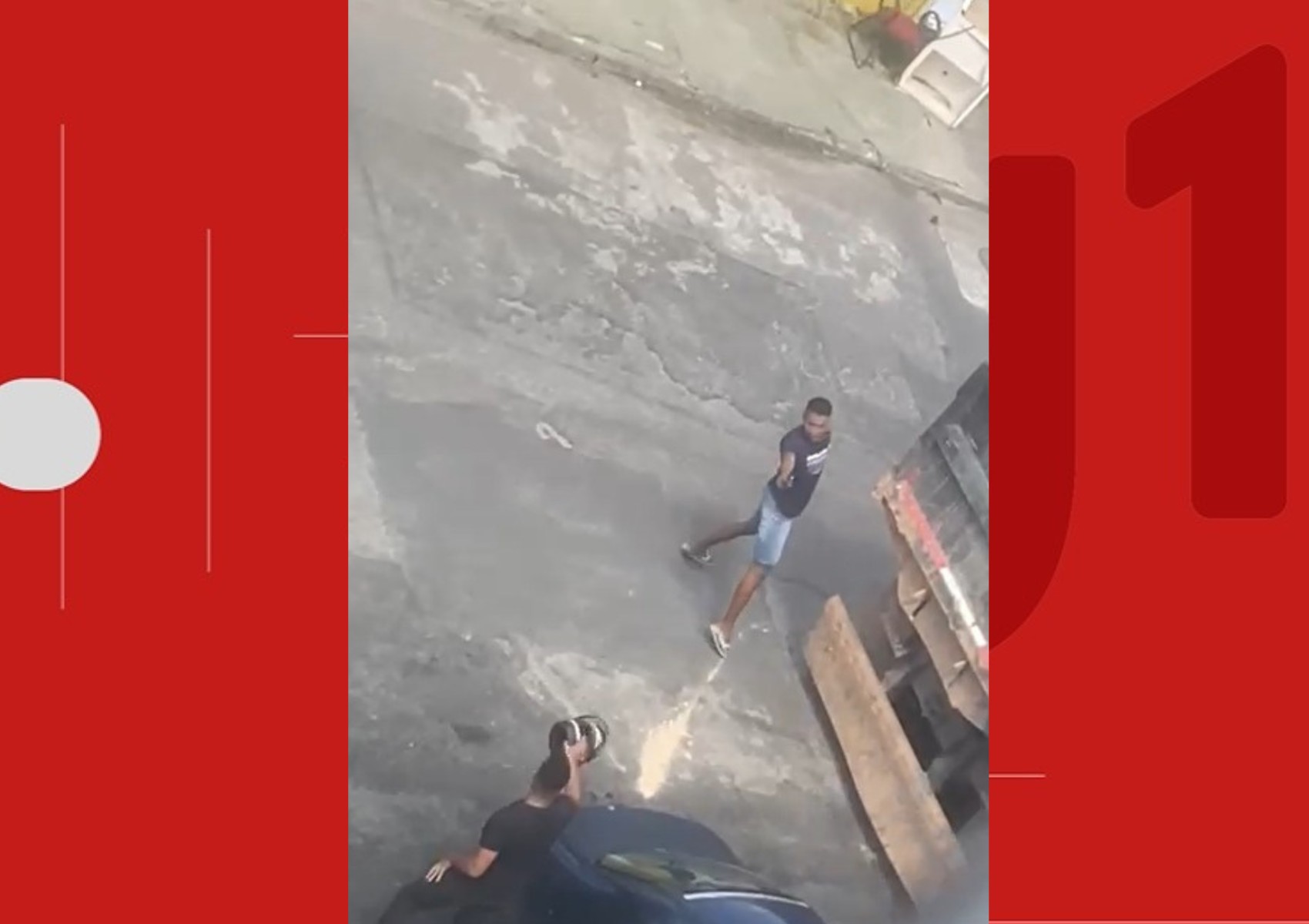 VÍDEO: Arma de suspeito falha durante tentativa de assalto contra motociclista em Salvador