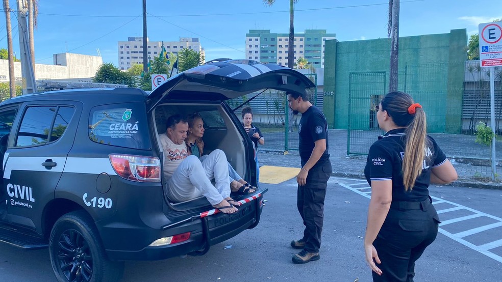 Casal é preso em Fortaleza suspeito de desviar doações que ajudariam vítimas das enchentes no Rio Grande do Sul — Foto: Isaac Macedo