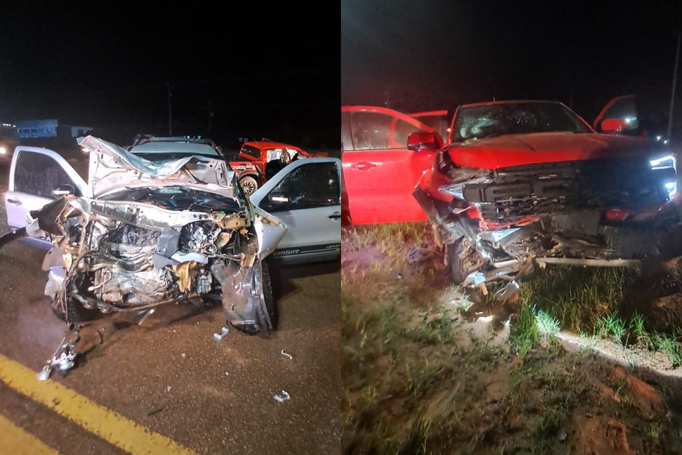 Os veículos ficarram destruidos após o acidente — Foto: Reprodução