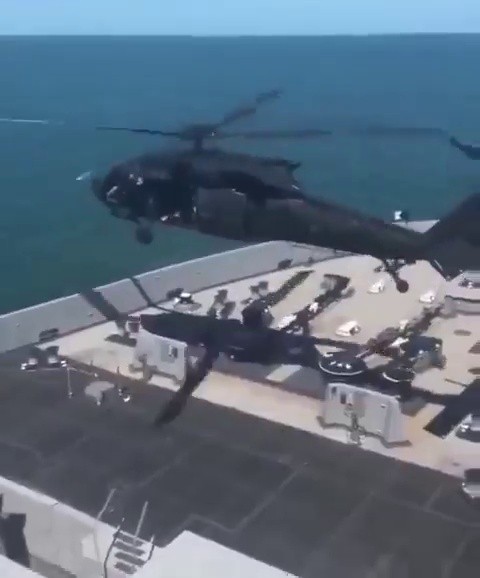 É #FAKE que vídeo mostre helicóptero dos EUA em ação contra a Venezuela; cenas foram publicadas em 2023