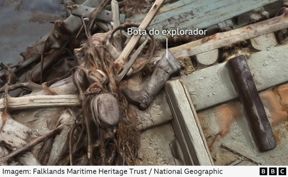 Bota que pode ter pertencido a Frank Wild, o segundo no comando do Endurance depois de Shackleton — Foto: Falklands Maritime Heritage Trust / National Geographic