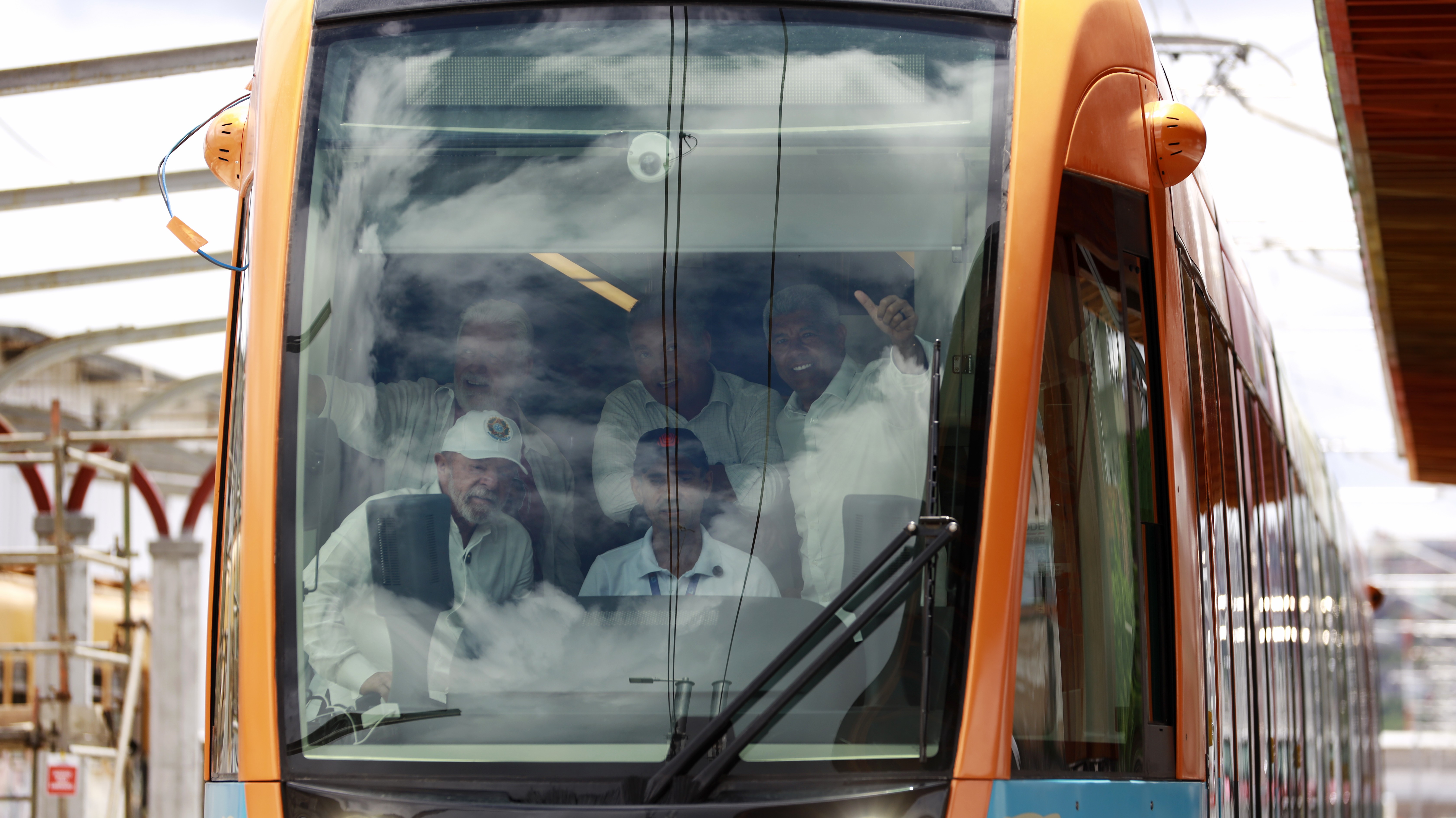 Visita de Lula à Salvador tem passeio no VLT e último ato de Rui Costa como ministro da Casa Civil