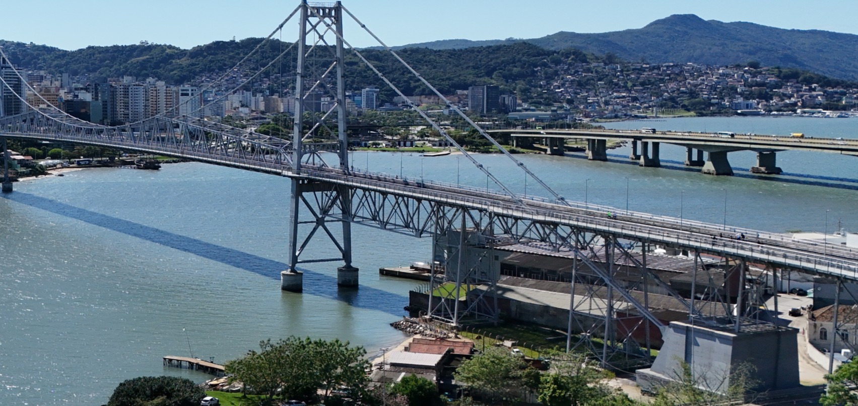 Ponte Hercílio Luz completa 100 anos: entenda como monumento de 5 mil toneladas se sustenta em pé