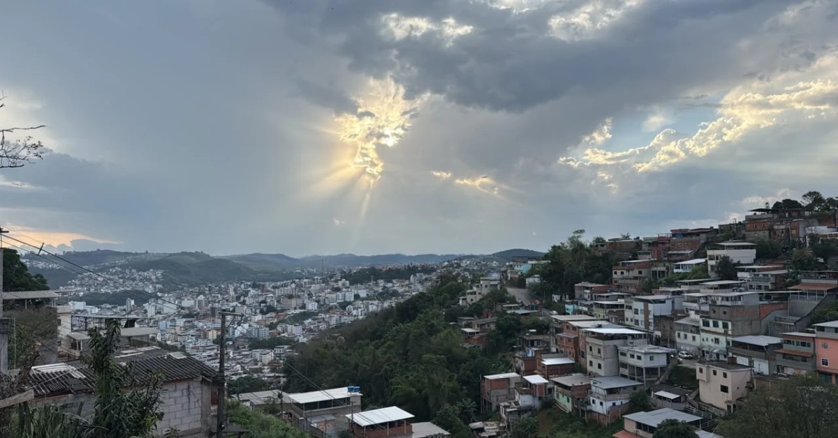 Queda nas temperaturas e chuvas durante toda a semana: confira a previsão do tempo em Juiz de Fora e região