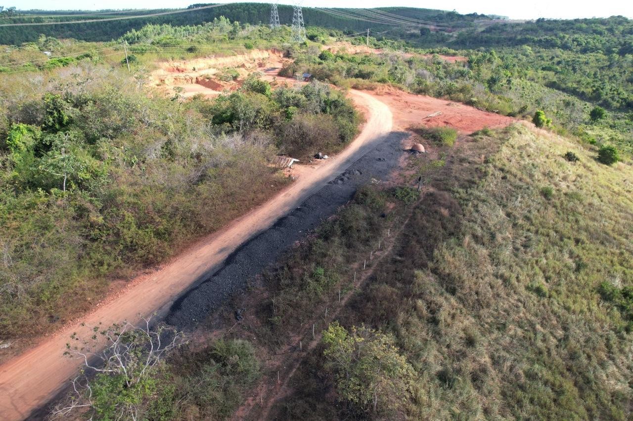 Motoristas de caminhão são presos suspeitos de desvio de cargas de carvão vegetal no interior do MA