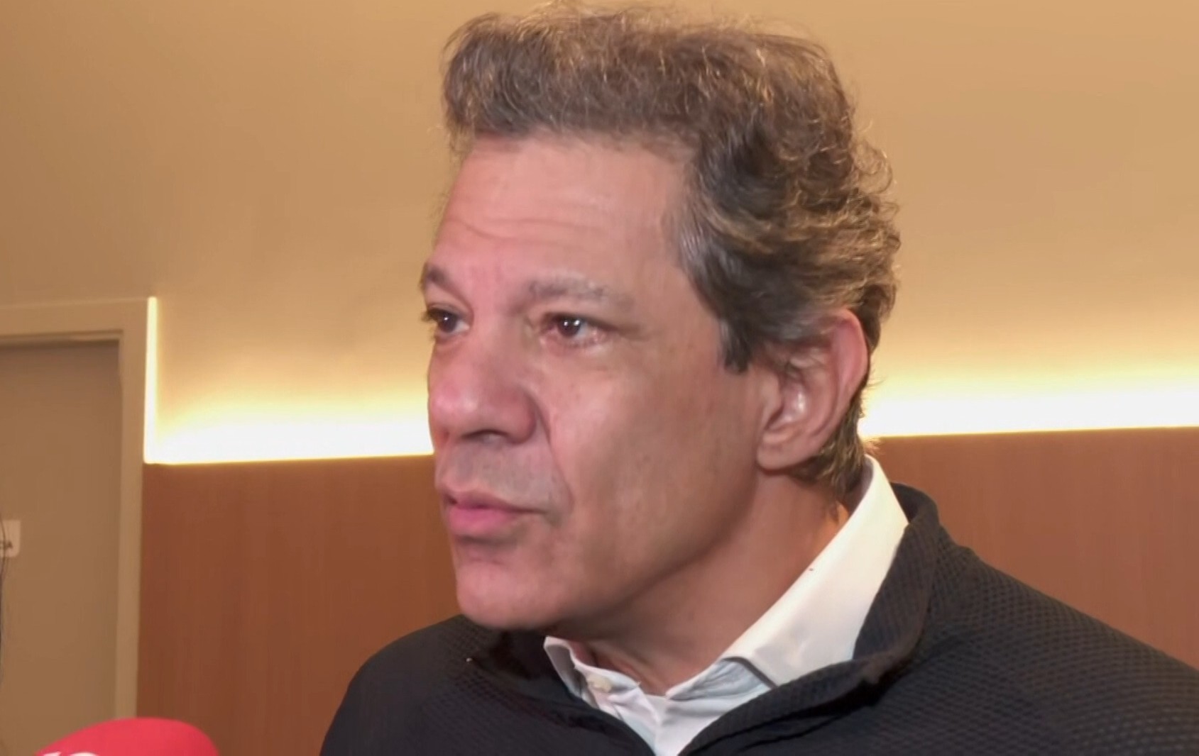 Haddad volta a criticar privatização da Sabesp: 'Companhia saudável se transformou num problema'