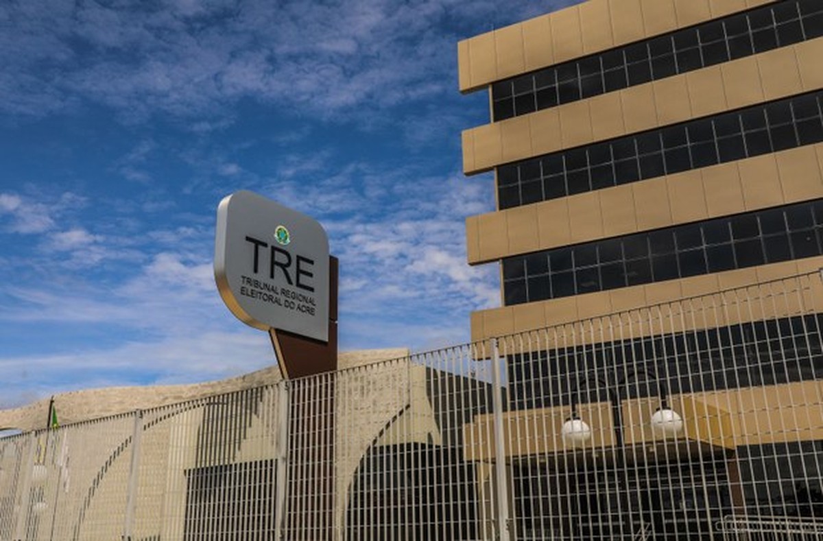 Processo seletivo do TRE AC abre vagas de estágio para ensino médio e