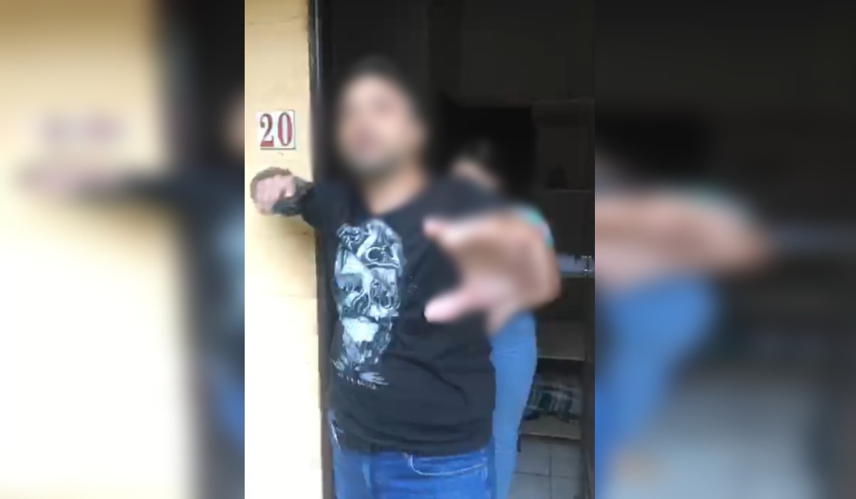 VÍDEO: policial aponta arma para homem durante briga em hotel no interior de SP