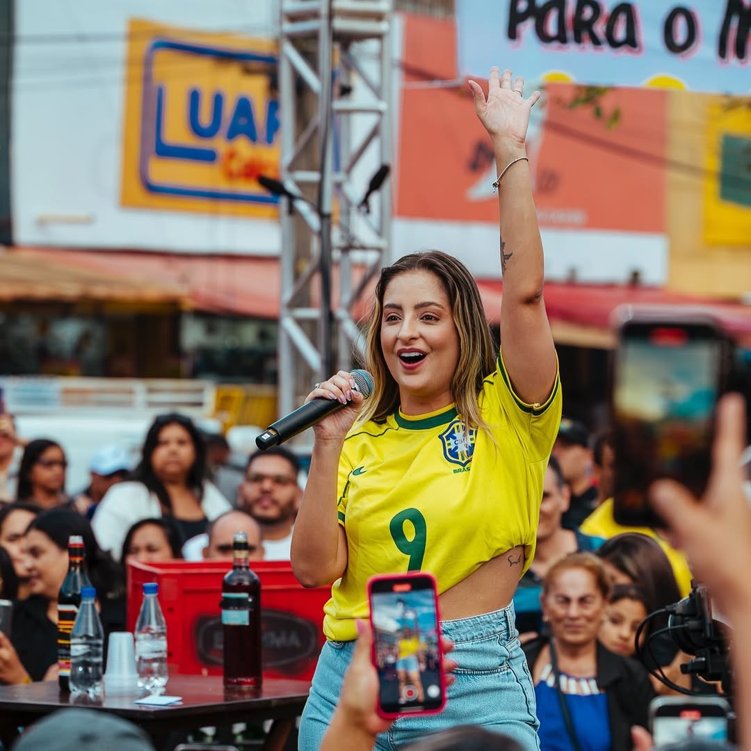 Ju Marques se apresenta em Manaus com show gratuito no Largo São Sebastião