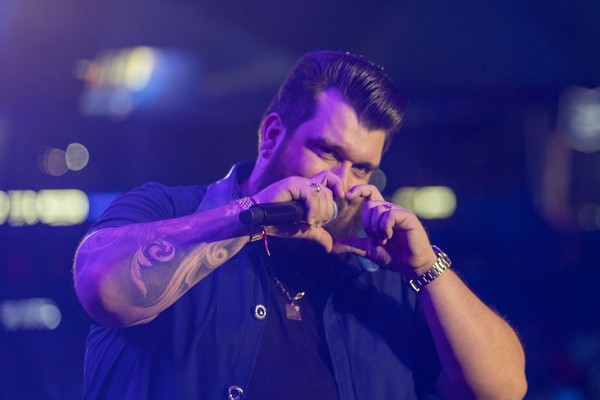 Panda se apresenta na primeiro dia de festa no Limeira Rodeo Music &mdash; Foto: Thomaz Marostegan/g1