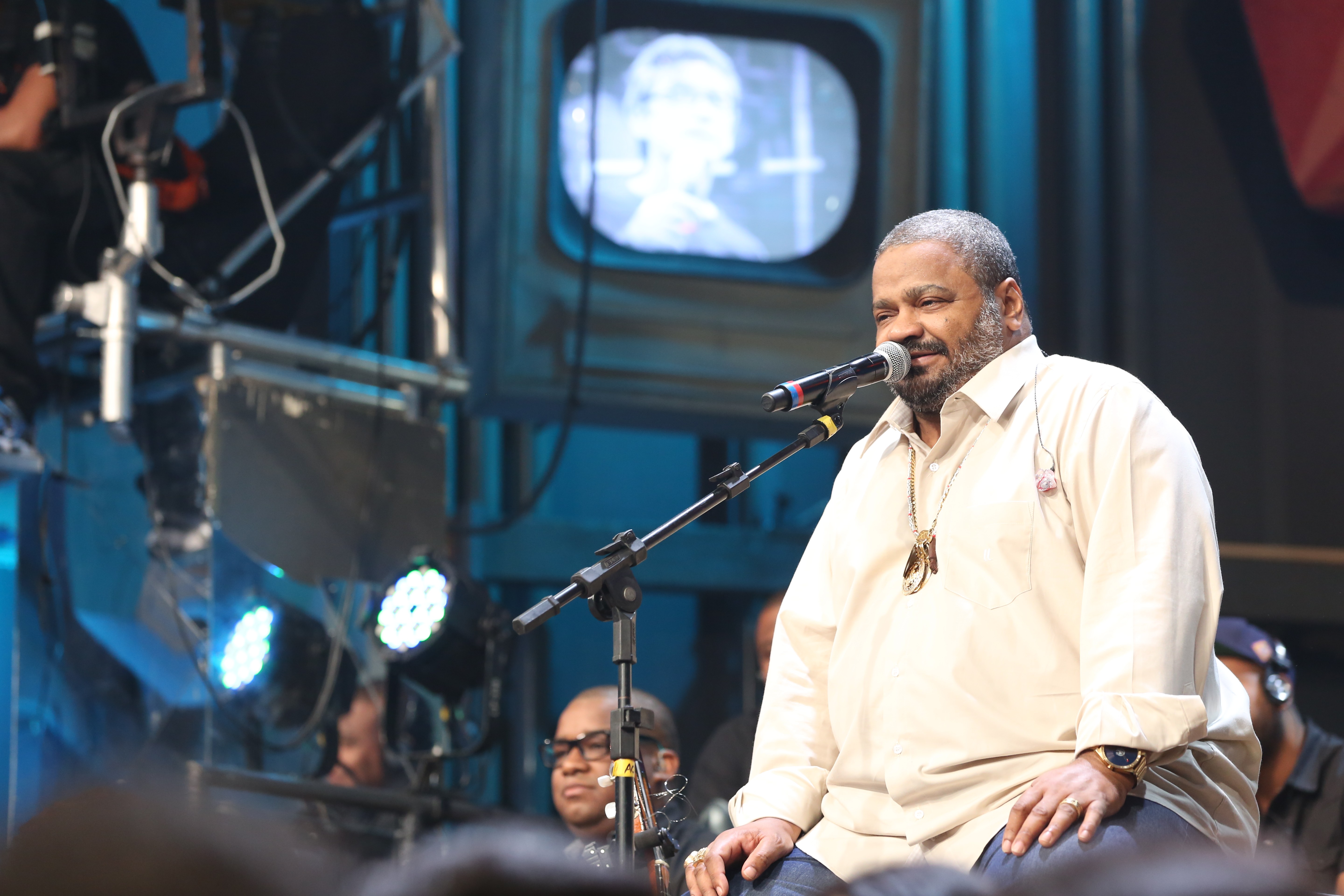 Ex-mulher de Arlindo Cruz agradece orações pelo cantor que segue internado; Veja vídeo