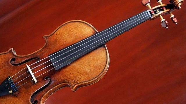 Ufal seleciona crianças para aulas gratuitas de violino em Maceió; veja como se inscrever