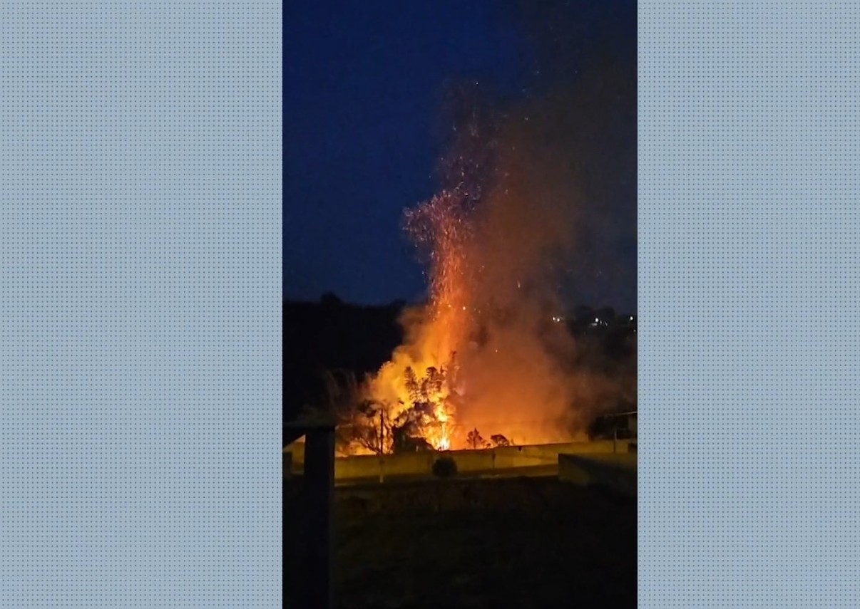 Caçapava volta a registrar foco de incêndio em área de mata próxima a condomínios