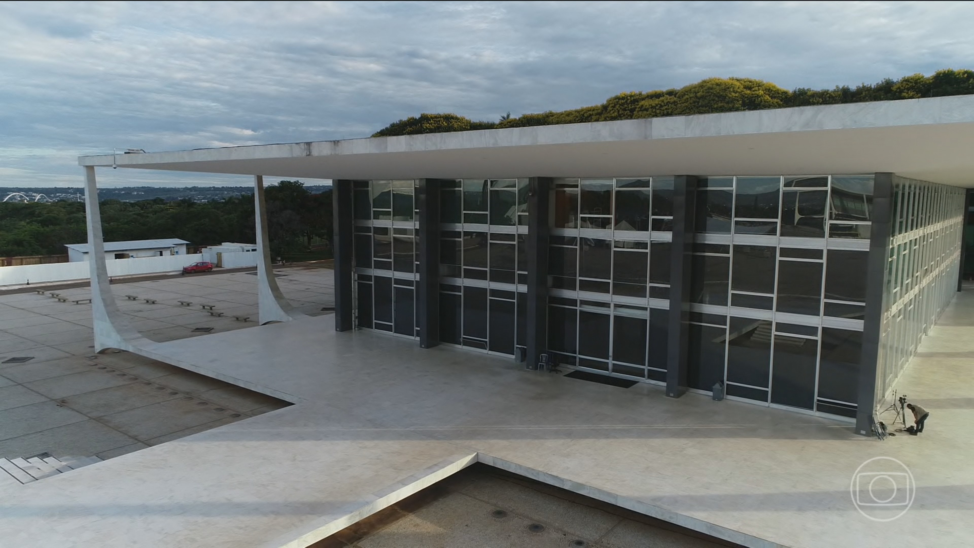 Governo recorre ao STF para tentar restabelecer o aumento do IOF