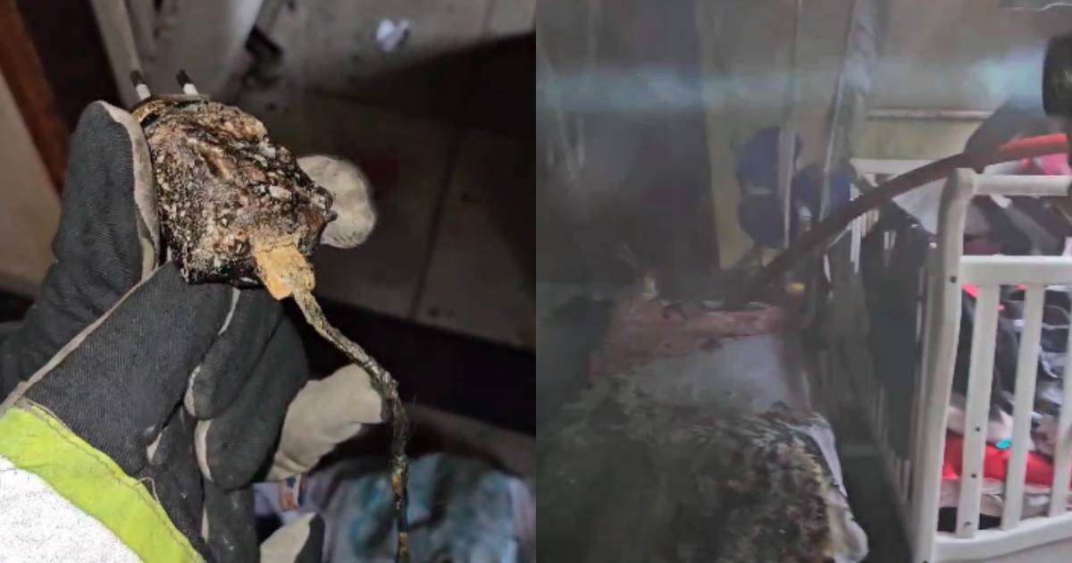 Vídeo: carregador na tomada sem celular conectado explode e destrói quarto de casa em Cianorte 