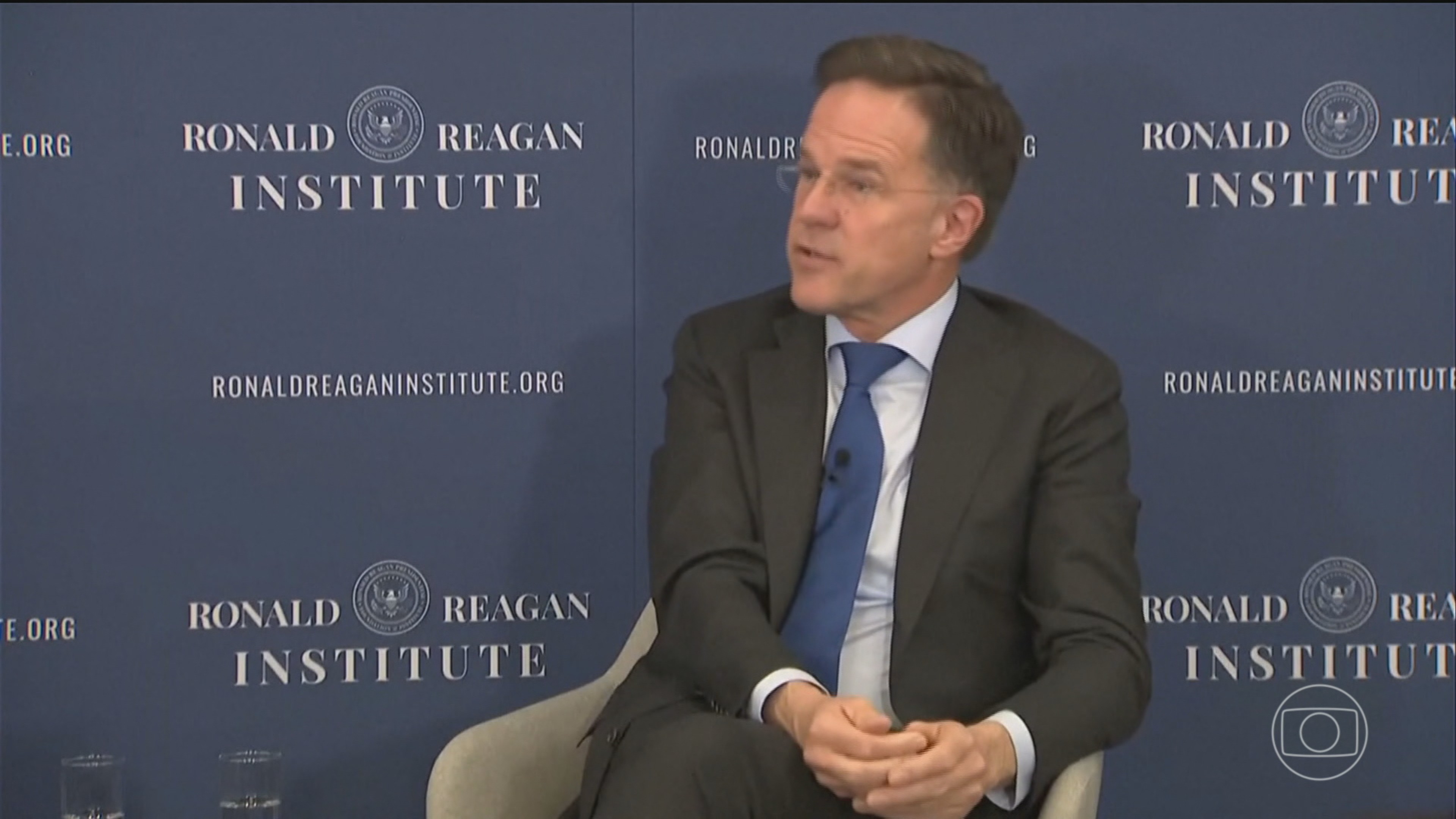 Depois de se reunir com Trump, chefe da Otan promete ajuda para reabrir Estreito de Ormuz