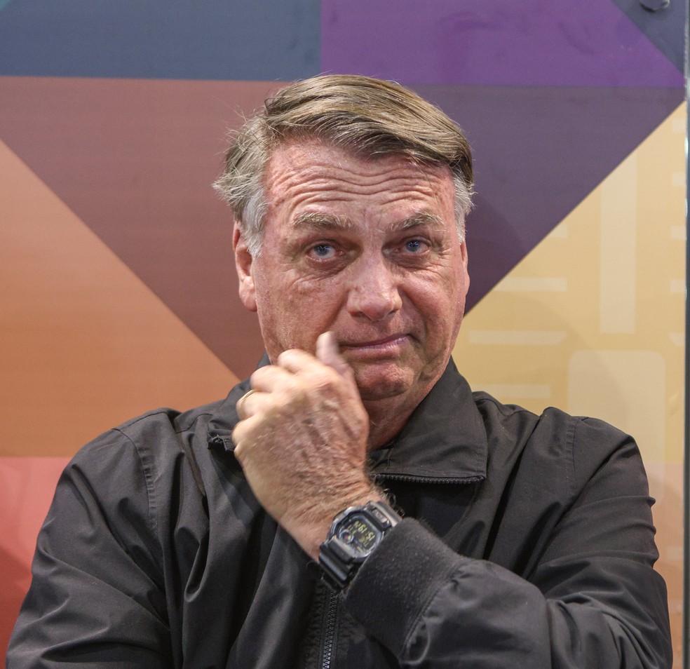 O ex-presidente Jair Bolsonaro, acusado de tentar golpe de Estado, em imagem de 11 de março de 2025. — Foto: Daniel Teixeira/Estadão Conteúdo