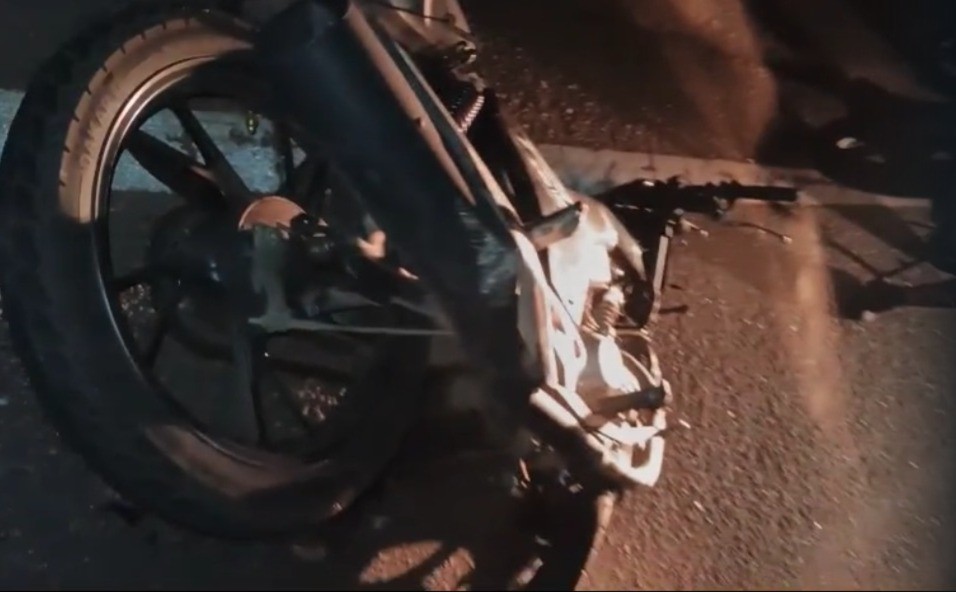 Duas pessoas morrem em acidente entre moto e carro na estrada de Mosqueiro, distrito de Belém