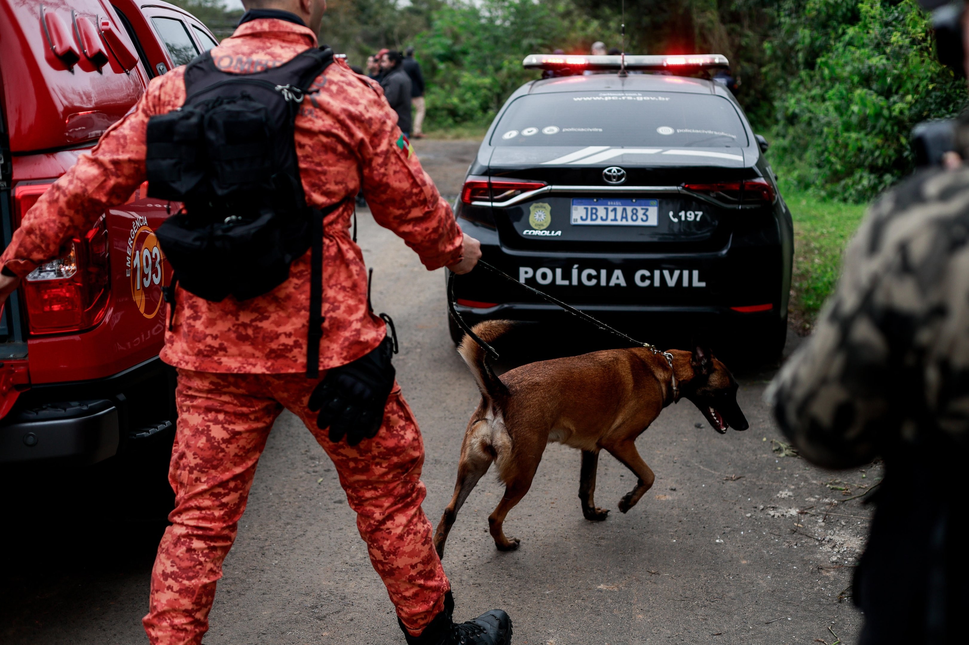 Caso Aguiar: após denúncia anônima, polícia volta a fazer buscas por corpos de família desaparecida há mais de 5 meses no RS