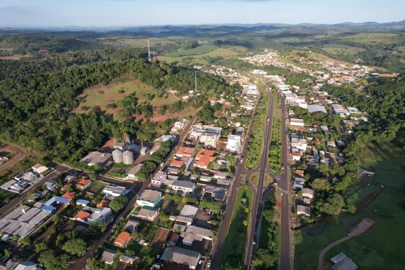 Prefeitura de Nova Laranjeiras abre concurso público com salários de até R$ 15,7 mil