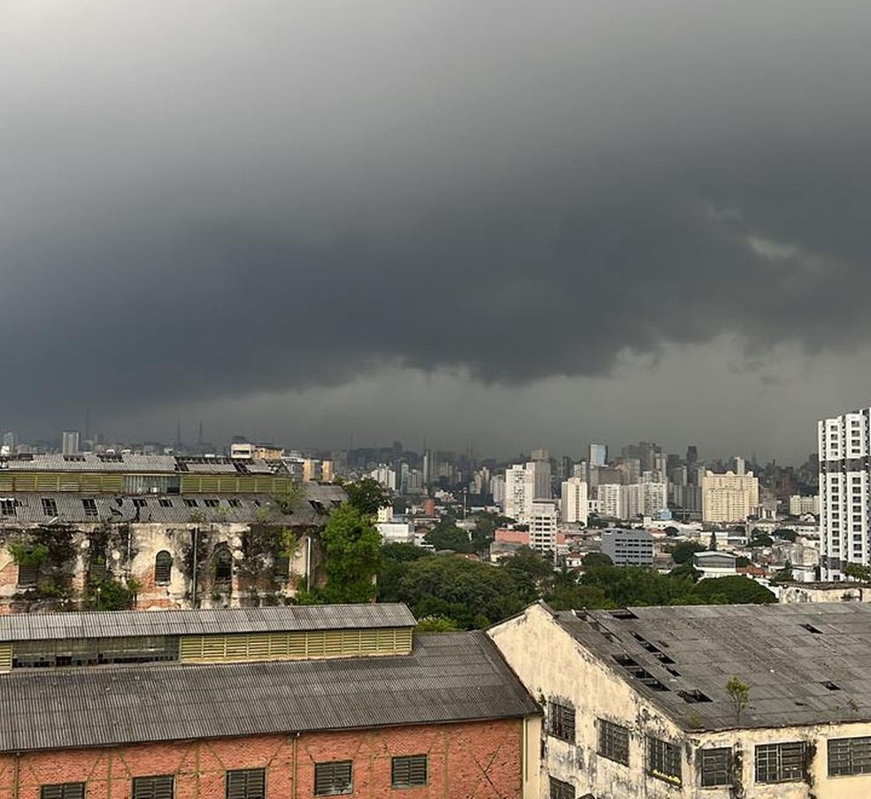 Céu na Zona Leste de SP — Foto: Reprodução