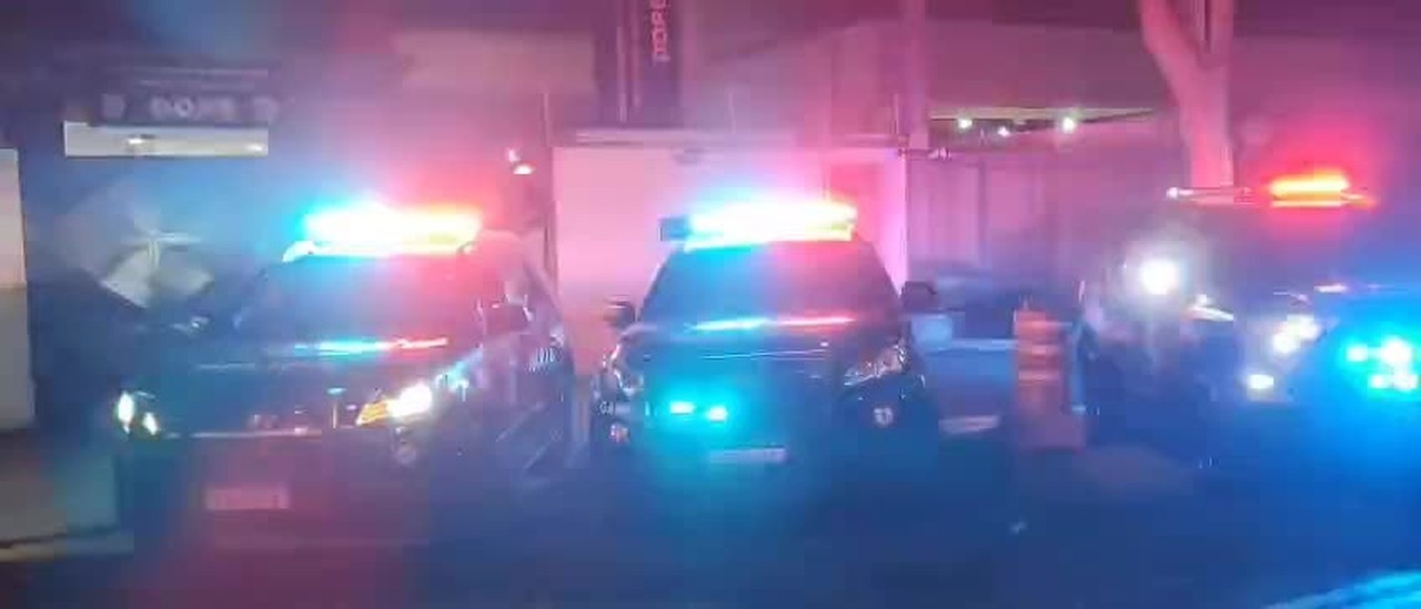 Polícia Civil faz operação contra tráfico de drogas e o crime organizado na Grande SP; 55 mandados estão sendo cumpridos 