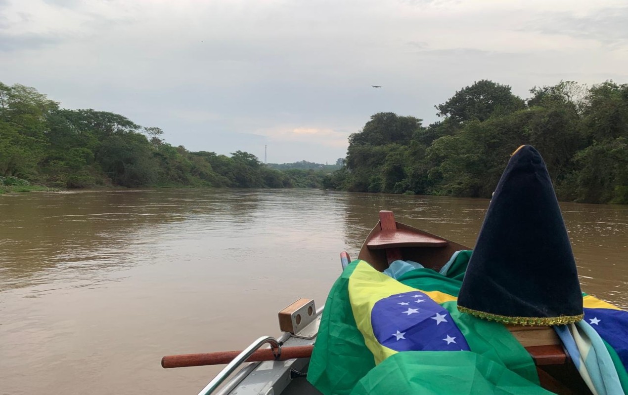 Procissão fluvial mantém tradição em celebração a Nossa Senhora Aparecida no interior de SP