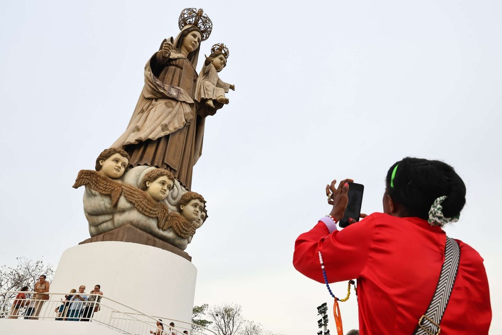 Estátua de Nossa Senhora do Carmo, em Jucás. — Foto: Thiago Gaspar/Governo do Ceará/Reprodução