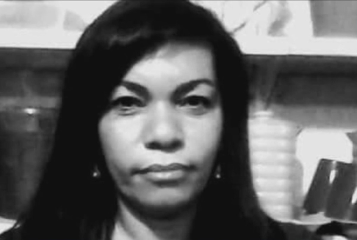 Mulher morre eletrocutada após ligar extensão para lavar roupas em tanquinho no norte da Bahia