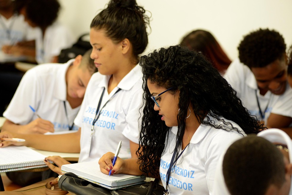 Inscrições para Jovem Aprendiz serão abertas na terça-feira (25), em Salvador — Foto: Valter Pontes/Secom PMS