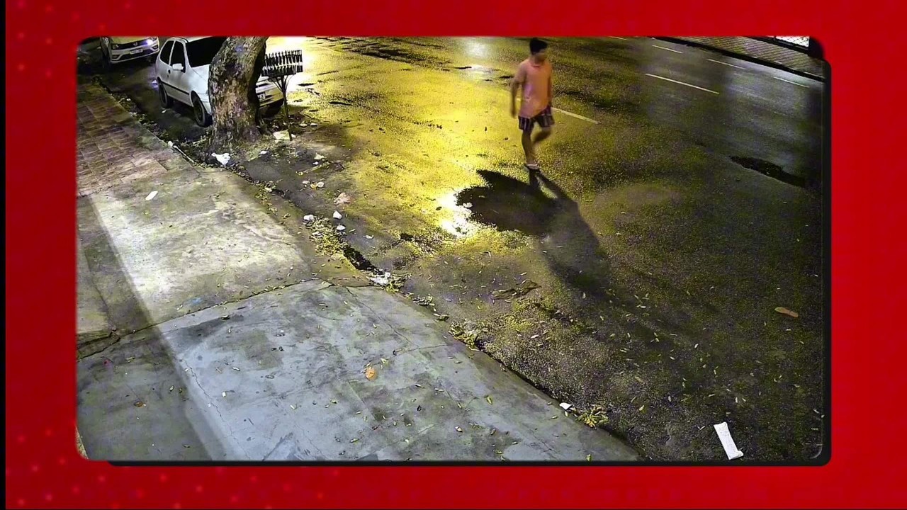 Homem morre atropelado por carro no Centro de Manaus; VÍDEO