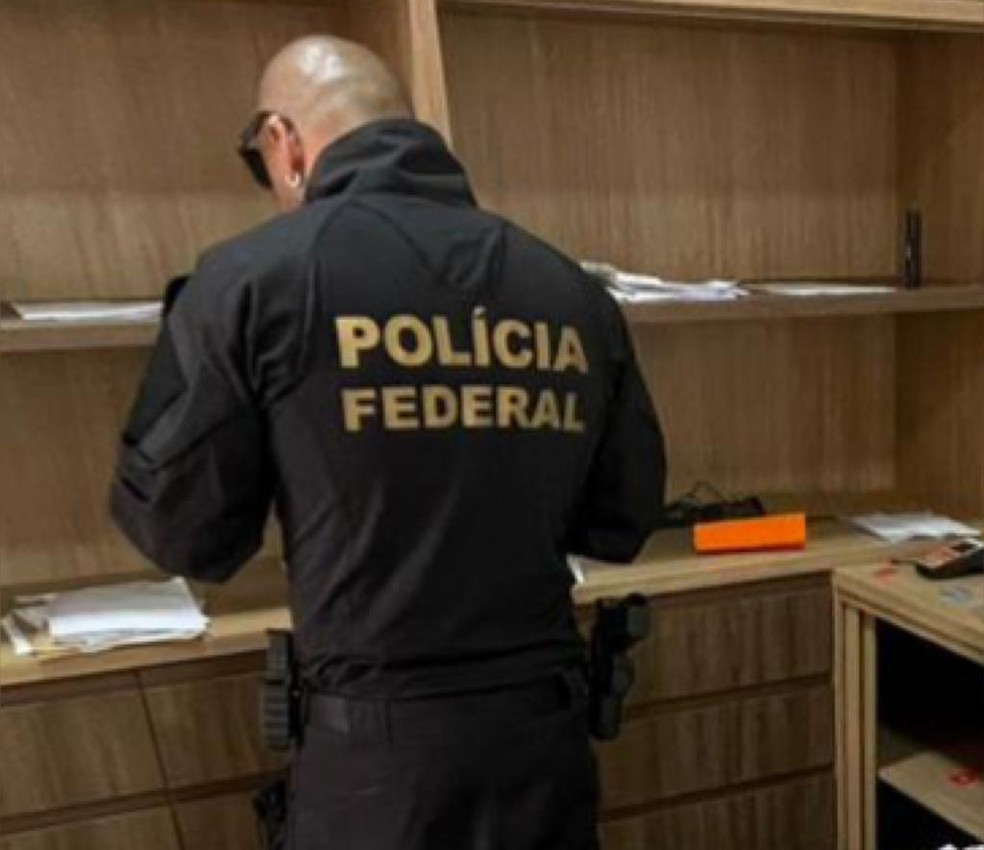 Ao todo, 15 mandados de busca e apreensão foram cumpridos — Foto: Polícia Federal