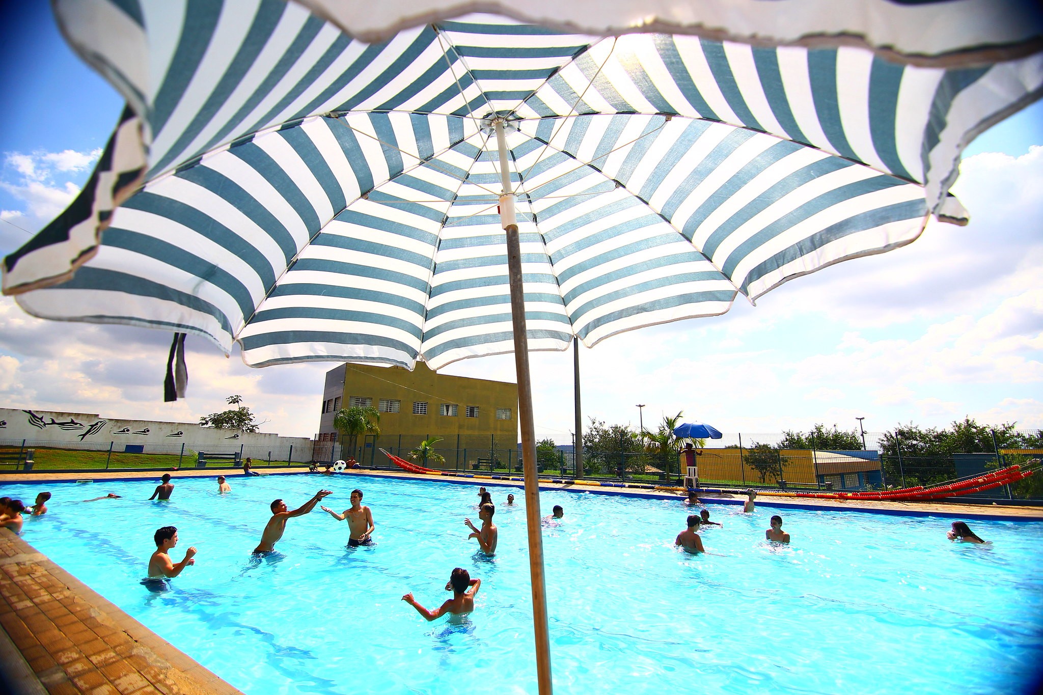 Projeto Verão: São José abre piscinas públicas aos finais de semana e feriados; veja locais