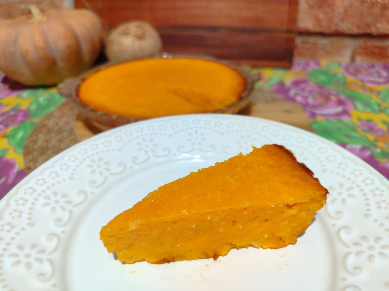 Aprenda a fazer uma receita de bolo cremoso de jerimum com coco
