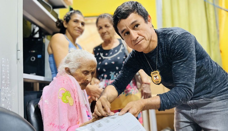 'Renascimento': Idosa de 99 anos solicita 2ª via do RG para 'provar que está viva' em Porto Velho