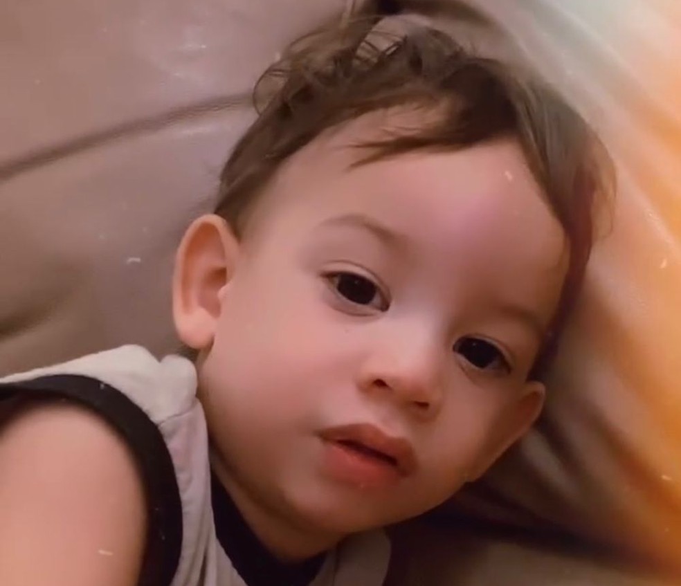 Bebê de um ano morre com pulmões perfurados após procedimento em hospital