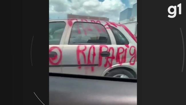 Vídeo da primeira-dama de Agrestina pichando carro de suposta amante viraliza