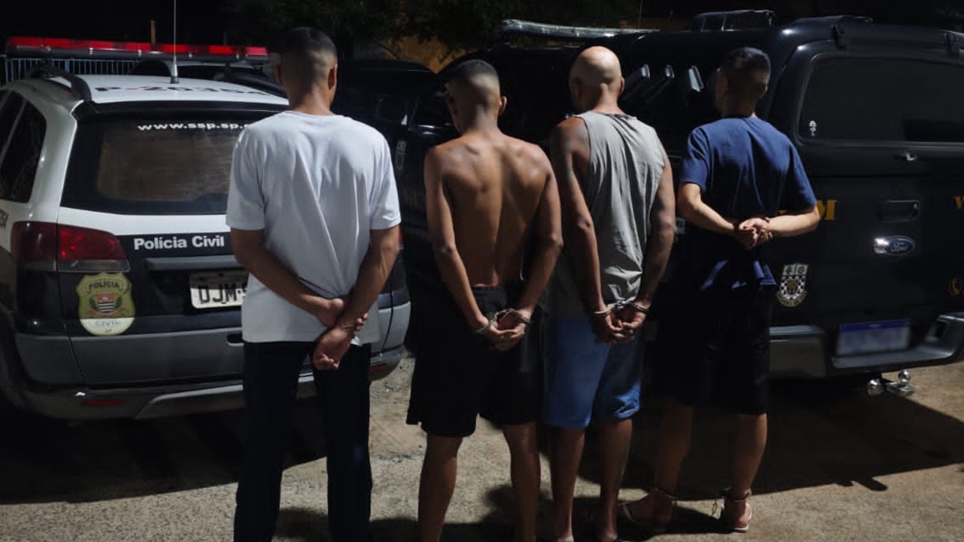 Polícia Civil prende suspeitos de operar 'disque drogas' no interior de SP