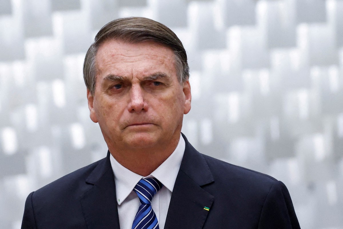 Advogados de Bolsonaro durante coletiva