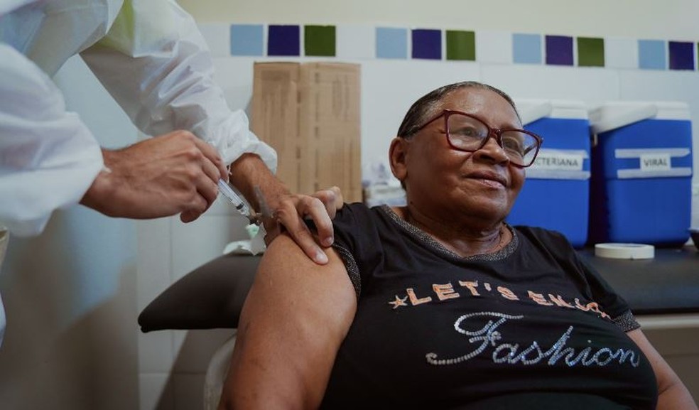 Em Fortaleza, mais de 197 mil doses de vacina contra a Influenza foram aplicadas no público-alvo da campanha. — Foto: Foto: Tainá Cavalcante/SMS