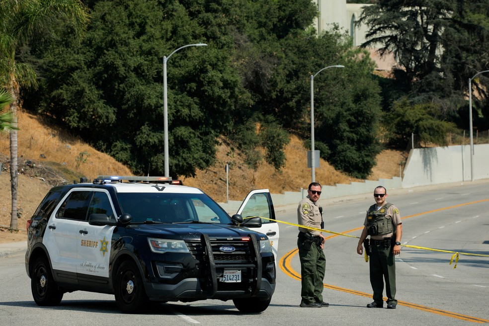 Explosão em centro de treinamento da polícia de Los Angeles deixa mortos em 18 de julho de 2025. — Foto: REUTERS/Mike Blake