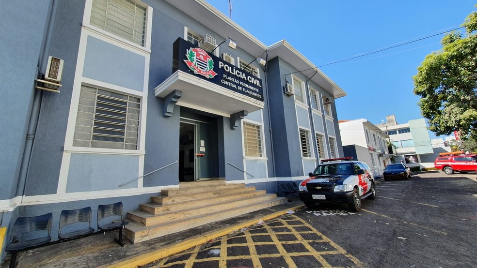 Homem é preso após invadir restaurante próximo a Delegacia Participativa da Polícia Civil e furtar moedas, em Presidente Prudente (SP) — Foto: Arquivo/g1