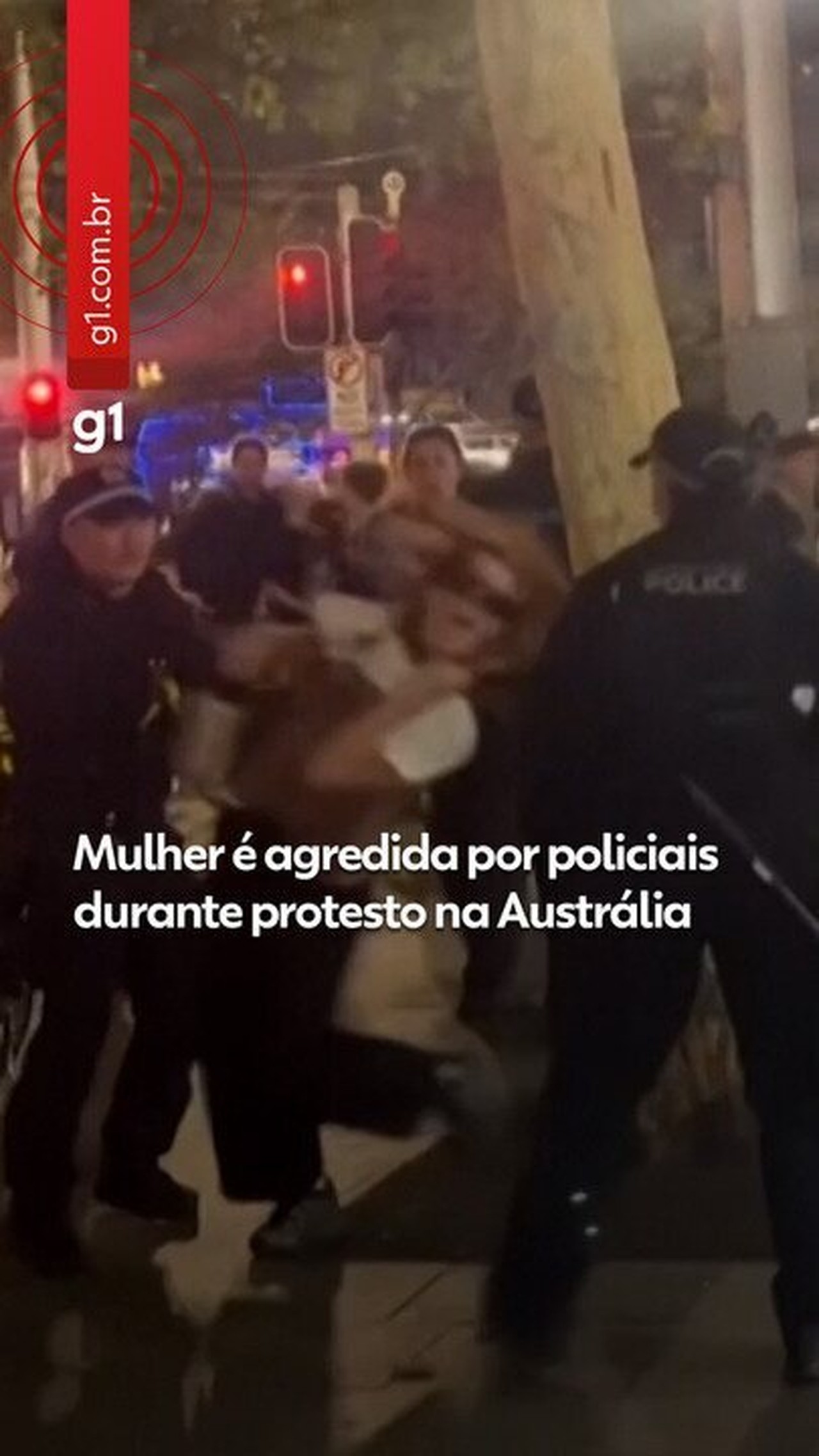 Mulher é agredida por policiais durante protesto na Austrália; VÍDEO